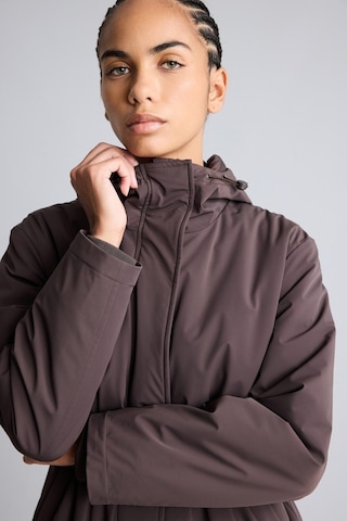 Defacto Beli Büzgülü Regular Fit Kapüşonlu Parka H6148ax26aubn192 Kahve-bn192