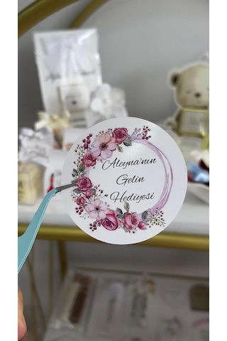 Gelin Hediyesi - Bohçası Yuvarlak Yapışkanlı Etiketi 3,5 Cm 88 Adet - Arl Etiket Tasarım Beyaz