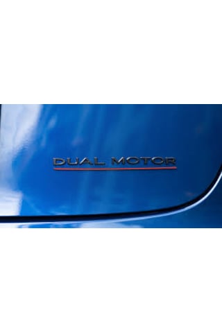 Tesla Model Y S X Dual Motor Siyah Logosu -