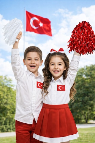 2'li Kırmızı Beyaz Renkli 23 Nisan Ponponu Amigo Gösteri Okul Ponpon 19 Mayıs Metalik Renk Saplı Süs Tüm Yaşlar