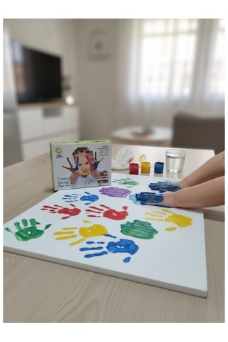 Nova Color 12 Li Parmak Boyası Seti Renkli Kapaklı 20,5 X 24 Cm Anaokulu Kullanımı İçin Çok  Renkli