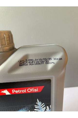 Petrol Ofisi Yeşil Renkli Süper Antifriz 1 Litre 09/2025 Üretim Mavi Yerine Geçer. Mavi - Yeşil