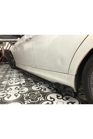 Bmw E90 Marşpiyel Lipi Flaplı Parlak  Siyah