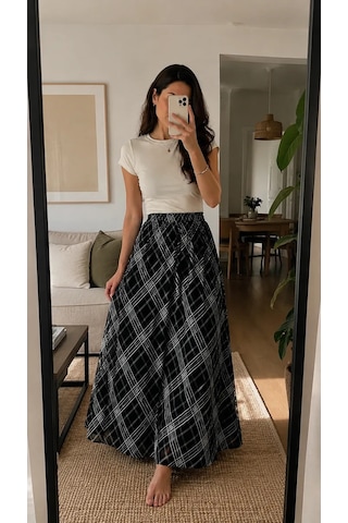 Siyah Ekose Desenli Astarlı Uzun Etek Lastikli Bel Yüksek Bel Maxi Etek