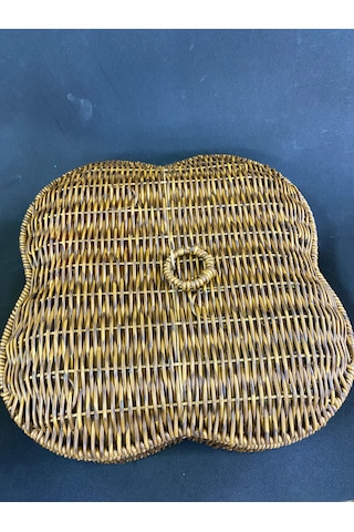 Sentetik Rattan Kapaklı Bölmeli 4 Lü Çerezlik Meyvelik 30 30 8,5 Kahverengi