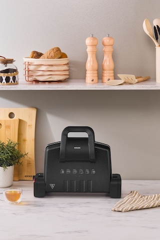 Karaca Future 1800 W Tost Makinesi 4 Dilim
