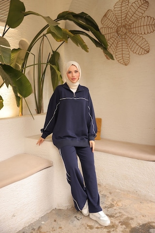 Tesettür Eşofman Takımı Ikili Takım Fermuarlı Yaka M-483 Lacivert