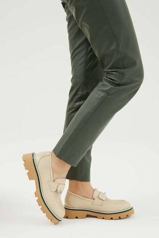 Tamer Tanca Kadın Hakiki Deri Bej Loafer Ayakkabı 33 1025 Bn Ayk Y23 Bej Dr Bej