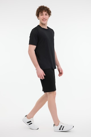 Kinetix Mb Pes C 11sn225 5fx Siyah Erkek Kısa Kol T-shirt 000000000101938846 Siyah