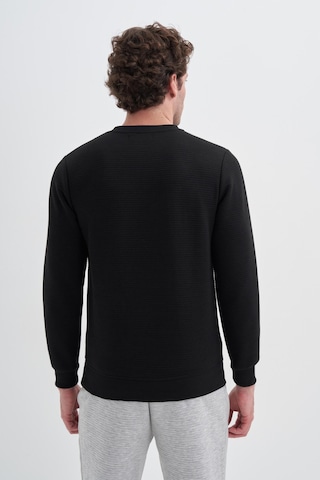 Cazador 50460 Erkek Bisiklet Yaka Sweatshirt Siyah