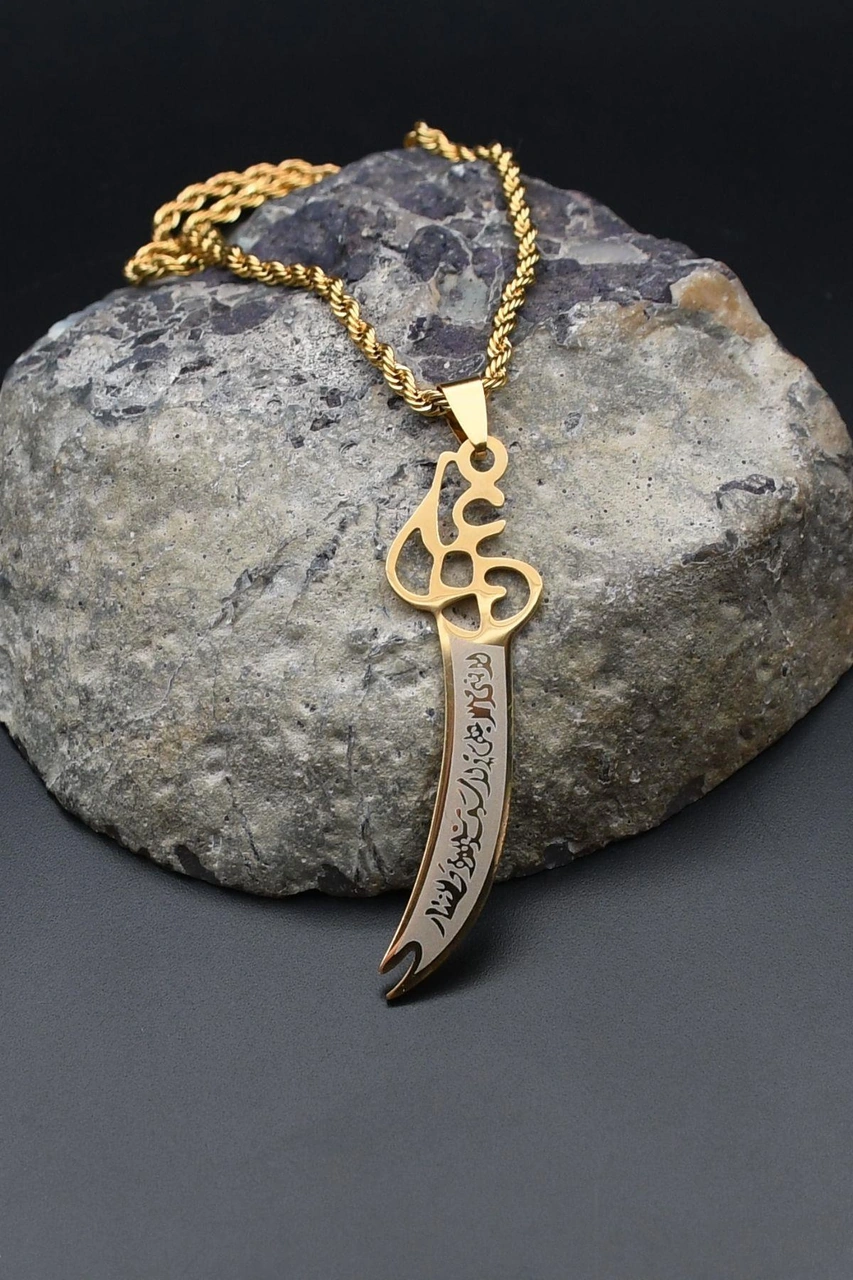 La Feta İlla Ali La Seyfe İlla Zülfikar Yazlı Kolye Paslanmaz Çelik Zincir Altın Kaplama 3mm 902307 Altın