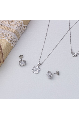 6 Mm Kare Zirkon Taşlı 925 Ayar Gümüş Kadın 2'li Set Gümüş