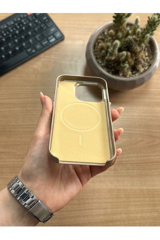 Apple iPhone Uyumlu 16 Pro Animasyonlu Stylus Silikon Kılıf Bej