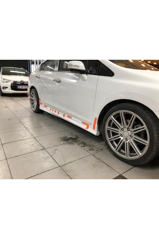 Honda Civic FB7 Custom Yan Marşpiyel