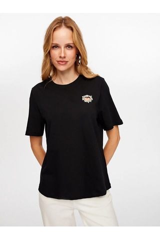 Faik Sönmez Taş Kalp Nakışlı Kadın T-shirt W26tsh094 Siyah