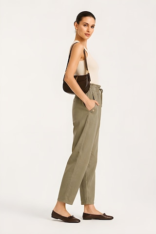 Lili Woman Kadın Premium Cep Kapaklı Gabardin Pantolon Relaxed Fit P.p006 Olive