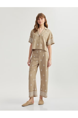 Koton Viskon Etnik Desenli İşlemeli Kısa Kollu Oversize Crop Gömlek Haki 5sak60094pw Haki