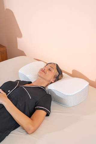 Visco Luna Boyun Destekli Ortopedik Visko Yastık 67 36 12cm Beyaz