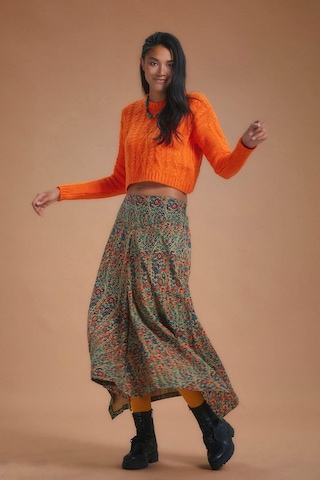 Etnik Desenli Biye Detaylı Asimetrik Kesimli Etek Yeşil