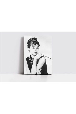 Siyah Beyaz Audrey Hepburn Kanvas Tablo-154422