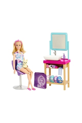 Barbie Işıltı Dolu Spa Günü Oyun Seti HCM82