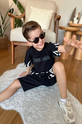 Yeni Sezon Alev Desenli Siyah Renk Erkek Çocuk Şortlu Takım Siyah