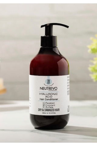 Neutrevo Professional No:1 Hyaluronic Acid Serisi Nem Ve Dolgunluk Veren Saç Bakım Kremi 540 Ml