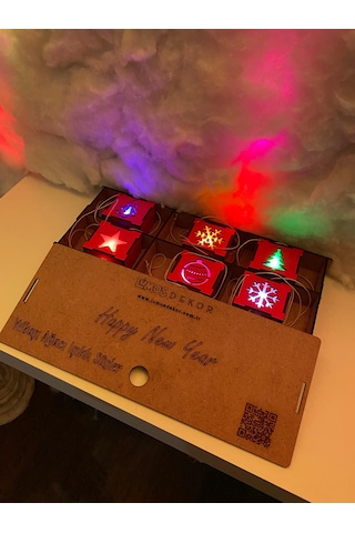 Yılbaşı Ağacı Işıklı Süsler Kırmızı