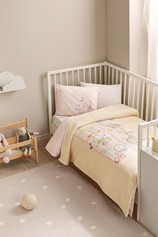Puffy Tweety Frame Wellsoft Lisanslı Bebek Battaniyesi - Sarı