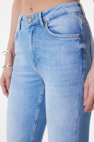 Lee Scarlett Skinny Fit Dar Kesim Yüksek Bel Açık Mavi Esnek Jean Kot Pantolon L626014404