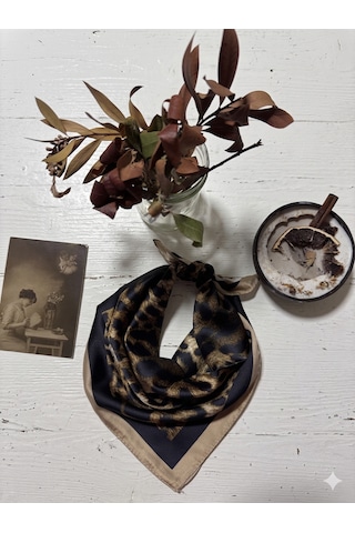 Trend Dokunuş Kadın 50-50 Saten Leopar Desenli Fular Bandana