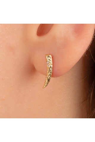 Altın Küpe - 14 Ayar Altın Minimal Taşlı Dövülü Küpe Sarı