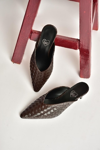 Fox Shoes Y654660709 Kahverengi İnce Topuklu Önü Kapalı Kadın Terlik