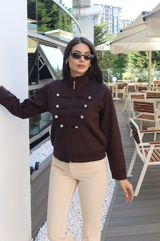 Kechi Woman Scuba Kumaş Çin Düğmeli Fermuarlı Ceket Kahverengi