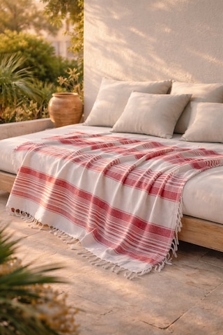 Çift Kişilik Pike 180x220 Cm Çizgili Çok Renkli %70 Pamuk %30 Polyester Dört Mevsim Kullanım Türkiye Üretim Tek Parça Pike Beyaz - Kırmızı