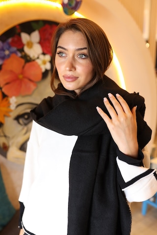 Yumuşak Dokulu Kalın Düz Atkı Omuz Şalı 70x180 CM 1206 Siyah