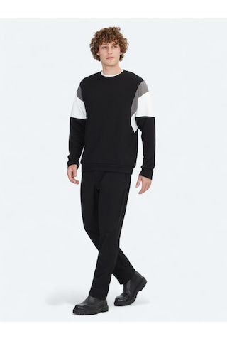 Kip Siyah Bisiklet Yaka Sweatshirt Siyah -