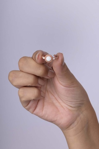 Gümüş Pazarım Beyaz Opal Taşlı Ayarlamalı 925 Ayar Gümüş Kadın Yüzük Altın - Gümüş