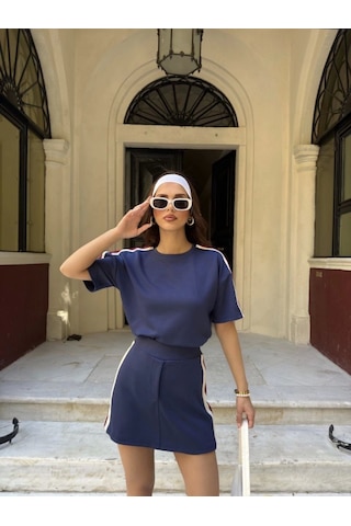 Moderie Butik Osy Modal Yumuşak Dokulu Kumaş Parçalı Bisiklet Yaka T-shirt Mini Şortlu Etek İkili Takım -lacivert Lacivert