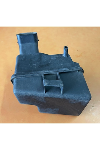 Ford Escort 1.8 1999-2003 Hava Filtre Rezeratör Kutusu