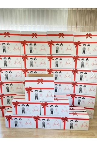 Kolix İsim Etiketli Çeyiz Kolisi Gelin Karton Koli Kutu Ambalaj 57x25x33 Cm 25 Adet Beyaz - Kırmızı