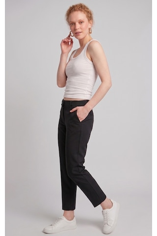 Nacar Store Kadın Fitilli Görünümlü Kaşkorse Kalın Askılı Basic Beyaz Bluz Atlet