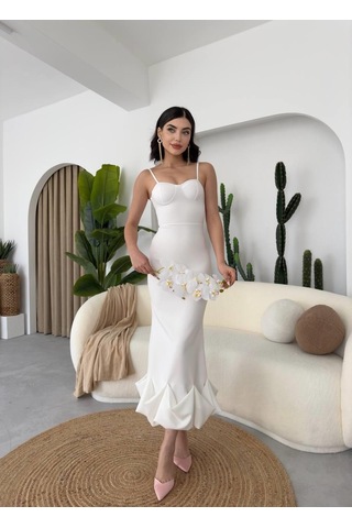 Simala Dominic Eteği Büzgülü Midi Boy Elbise Ekru