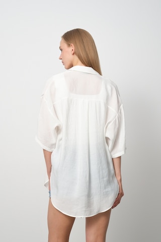 Pera Moda Önden Bağlamalı Uzun Kimono Yazlık İnce Gömlek Hırka Modeli Beyaz