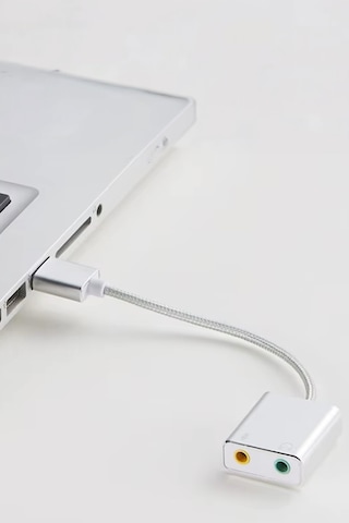 Usb Harici Ses Kartı 3.5mm Mikrofon Ve Kulaklık Girişli Dönüştürücü Adaptör Laptop Bilgisayar Uyumlu