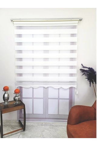 Beyaz Micro Plise Zebra Stor Perde Etek Dilimli