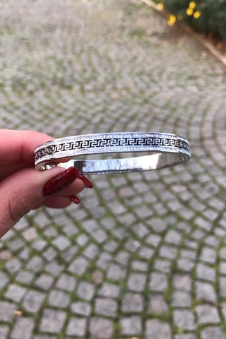 Zirkon Taşlı Desenli Gümüş Renk Çelik Kelepçe