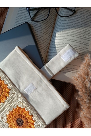 Aksesuarsepeti El Yapımı Ayçiçek Desenli Motifli Astarlı Cepli Kadın Tablet Çantası Kitap Çantası Organizer Çanta Krem