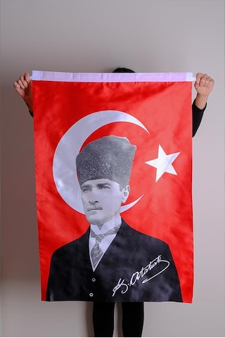 K.Atatürk İmzalı Türk Bayrağı Saten Kumaş Dijital Baskı 100x150 cm