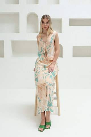 Gülsüm Aydın Bağcıklı Bluzlu Etek Takım - Pudra Pudra